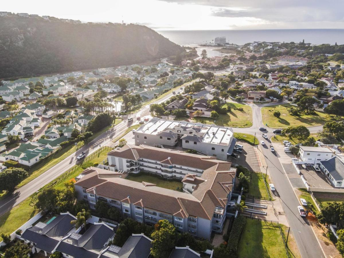 Two Greenpoint Mews With Back Up Power For Loadshedding Plettenberg Bay Exterior photo