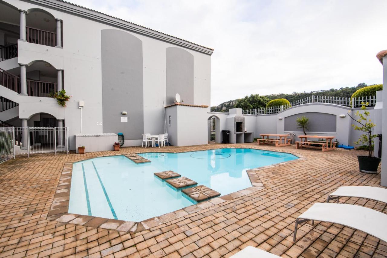 Two Greenpoint Mews With Back Up Power For Loadshedding Plettenberg Bay Exterior photo